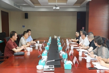 江山市委副書記、市長徐明峰率隊赴景興紙業(yè)調(diào)研